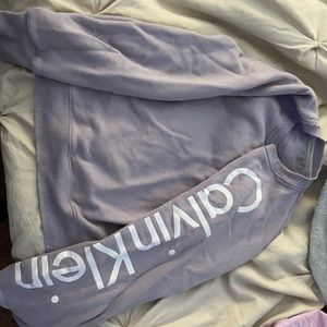 Calvin Klein performance crew neck. lavender color